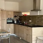 Moderne Et Lumineux Centre Aix Les Bains Apartment